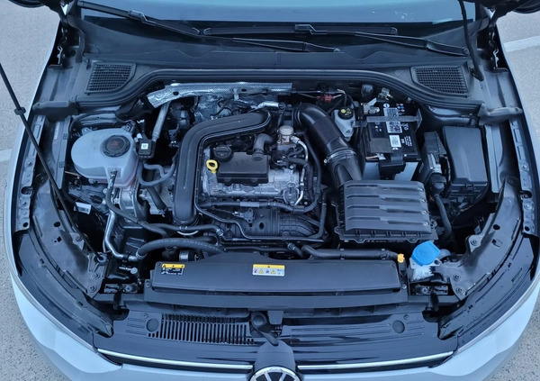 Volkswagen Golf cena 73500 przebieg: 3200, rok produkcji 2020 z Gdynia małe 596